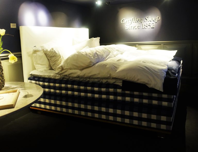 Hästens Vividus Säng