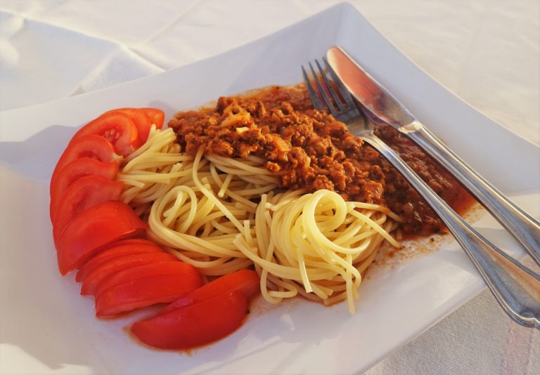 Pasta med quornfärssås
