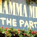 mamma-mia-the-party-utanfor-2