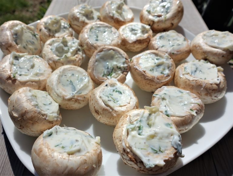 champinjoner med färskostkräm