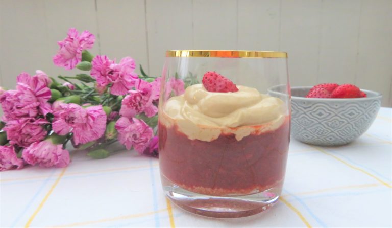 rabarber och jordgubbskompott