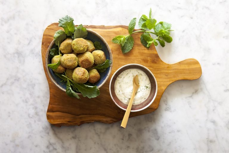Svegro-Falafel-med-mynta-yoghurt