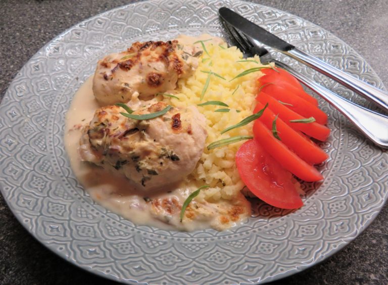 Kycklingrullader med färskostfyllning