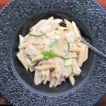 Pasta med halloumisås