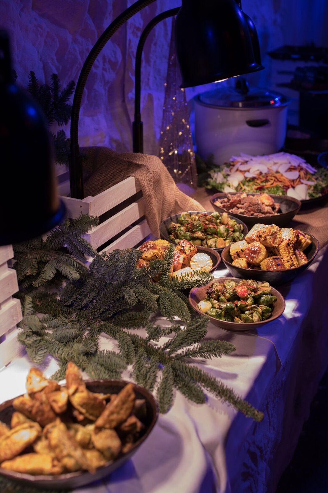 Japanskt julbord i julpyntad trädgård Du i Fokus