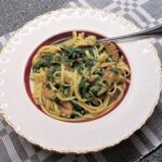 Kyckling med spenat och soltorkade tomater