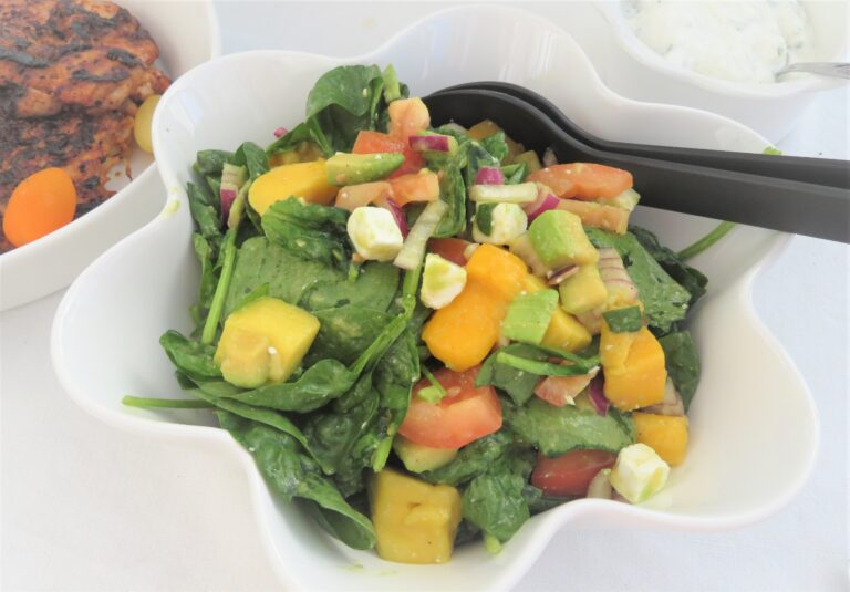 mango och fetaostsallad