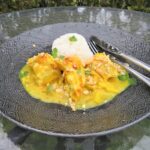 kyckling med curry och jordnötter