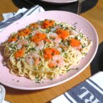 pasta med räkor och romsås