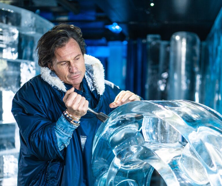 Petter Stordalen icehotel