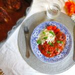 file med tomat och basilikasås