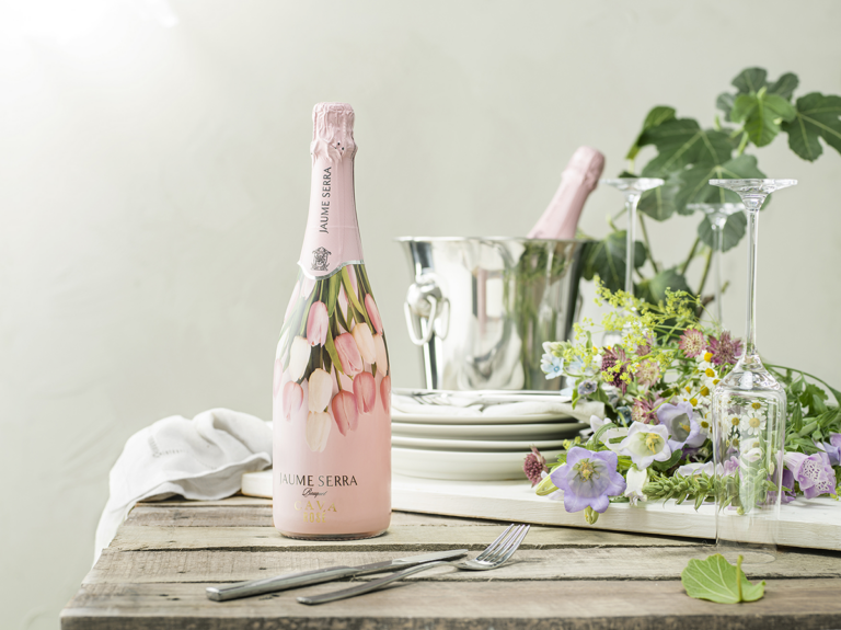 Jaume Serra Tulip Bouquet Cava Rose pa dukat bord