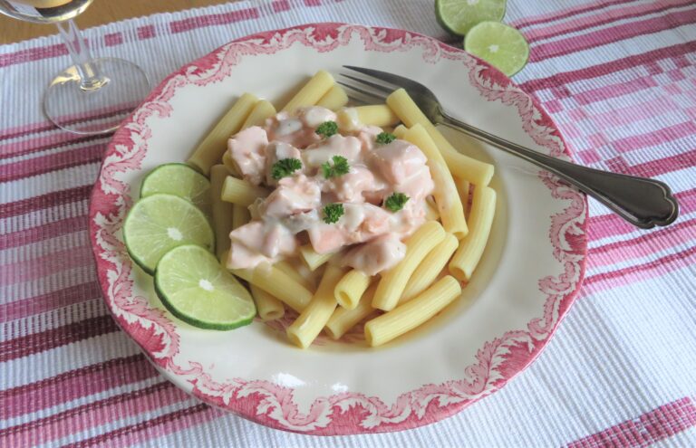 Superenkel lax med limesås