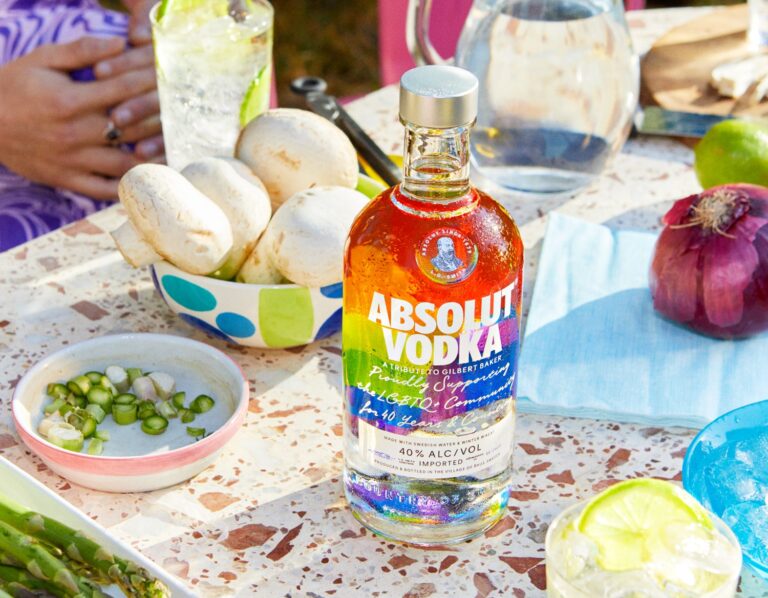 Absolut Rainbow Social Product 2 1x1