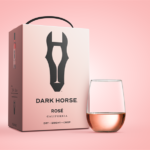 DARK HORSE ROSÉ PÅ 1,5 LITERS BOX