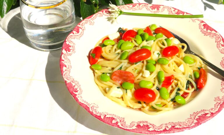 halloumi- och ramslökspasta