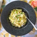 pasta med riven halloumi och citron