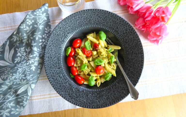 Pasta med pesto och filéer