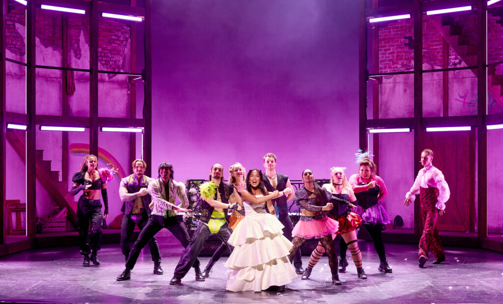 260206 &Julia_47A8006